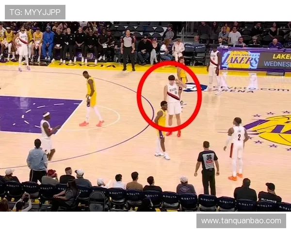 布朗尼杨瀚森梦幻联动！金牌训练师揭秘体能特训密码，夏联冲刺在即