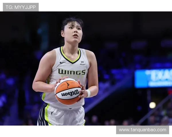 李月汝飞翼迎机遇 亚洲杯缺席助张子宇上位(1) 李月汝飞翼迎机遇 亚洲杯缺席助张子宇上位(1)